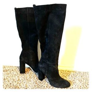 Women’s winter boots. Suede, black. size 8.5